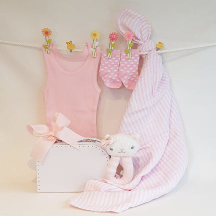 Little Kitty Muslin Wrap Baby Girl Hamper