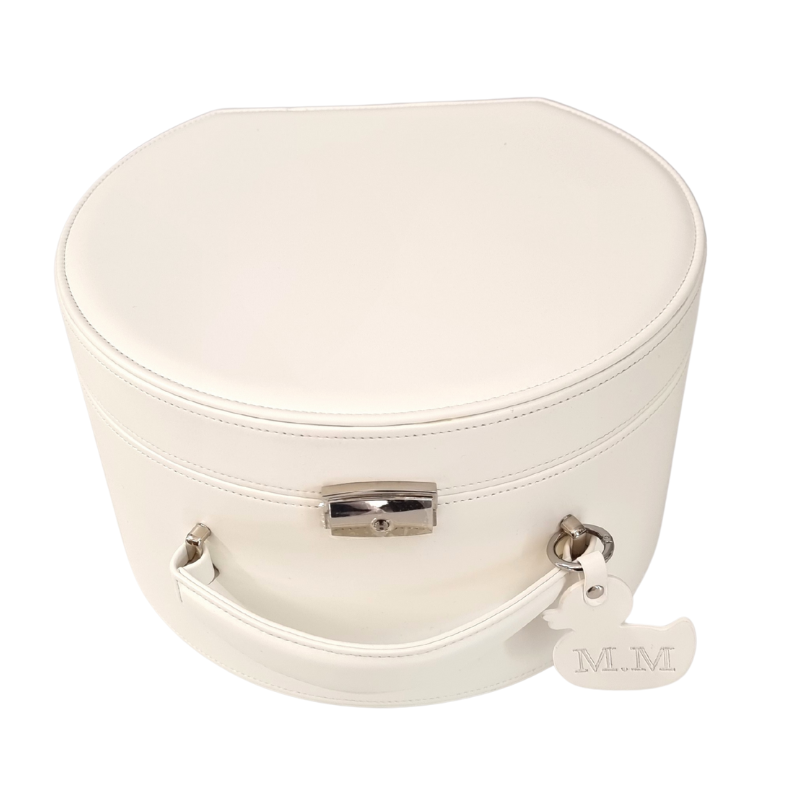 White large jewelry memorie keepsake box with a silver clasp on a white background with a duck shaped personalised keytag